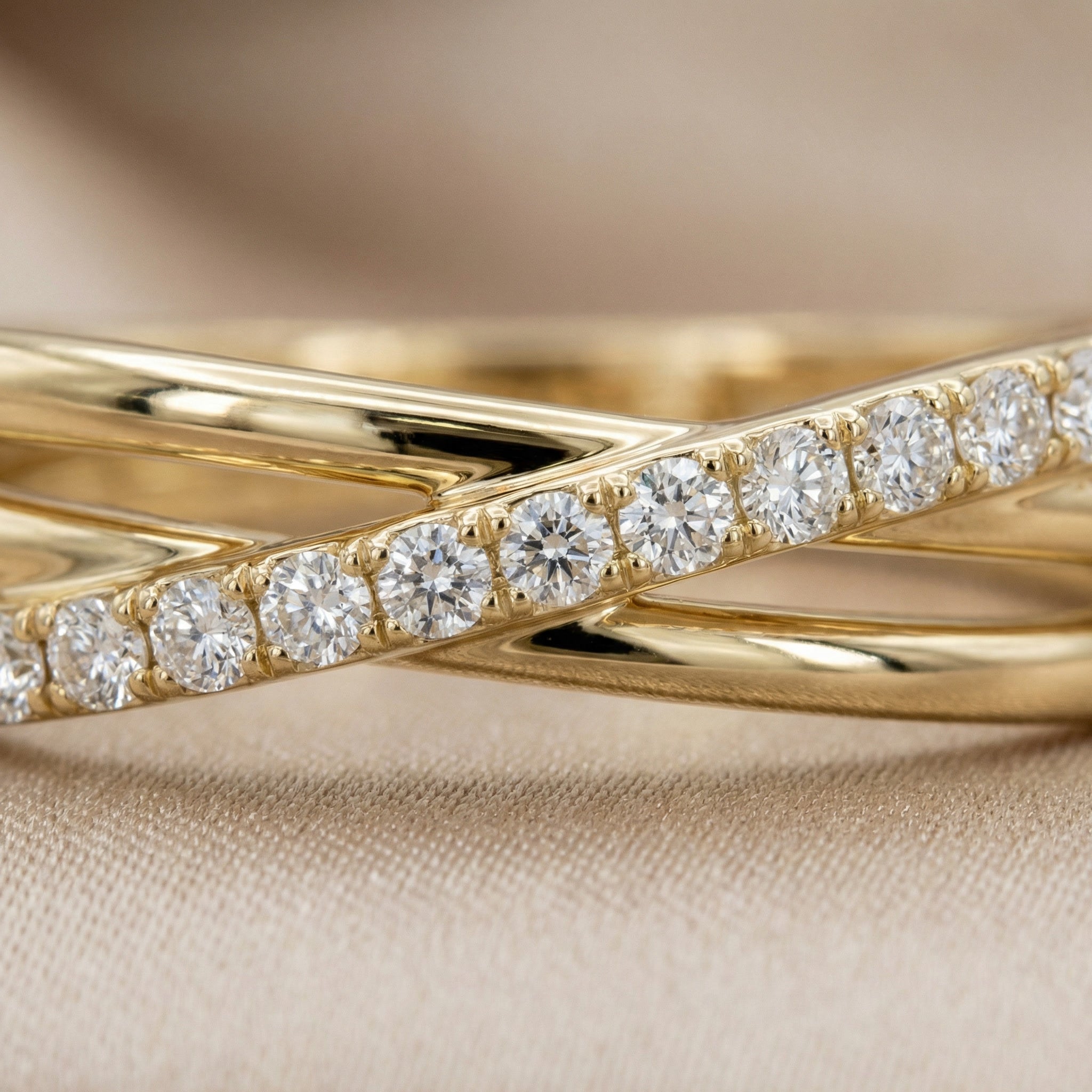 LUMINA TRIUM RING, PAVÉ