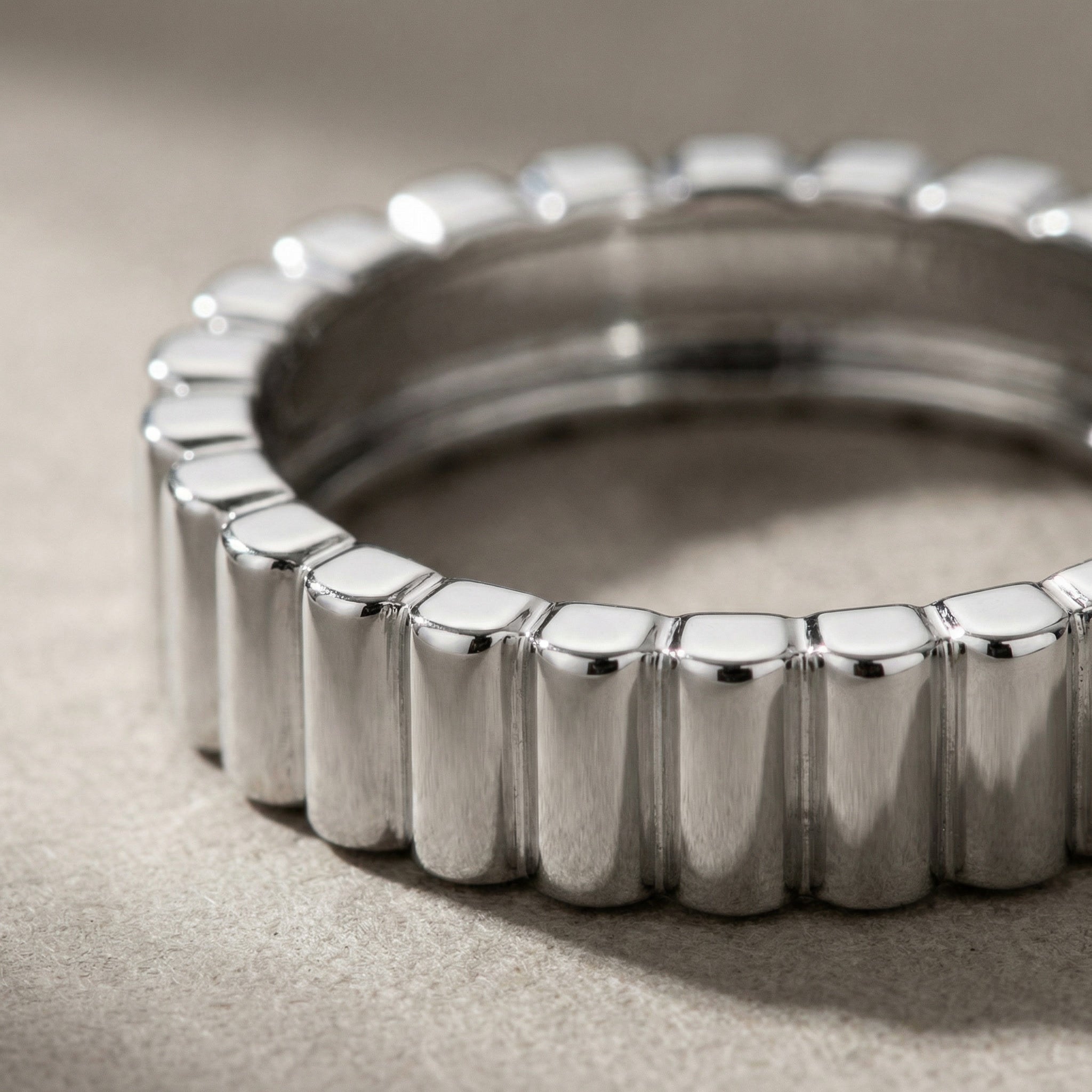 PURUS ALBA FLUTED RING, 3MM WIDTH