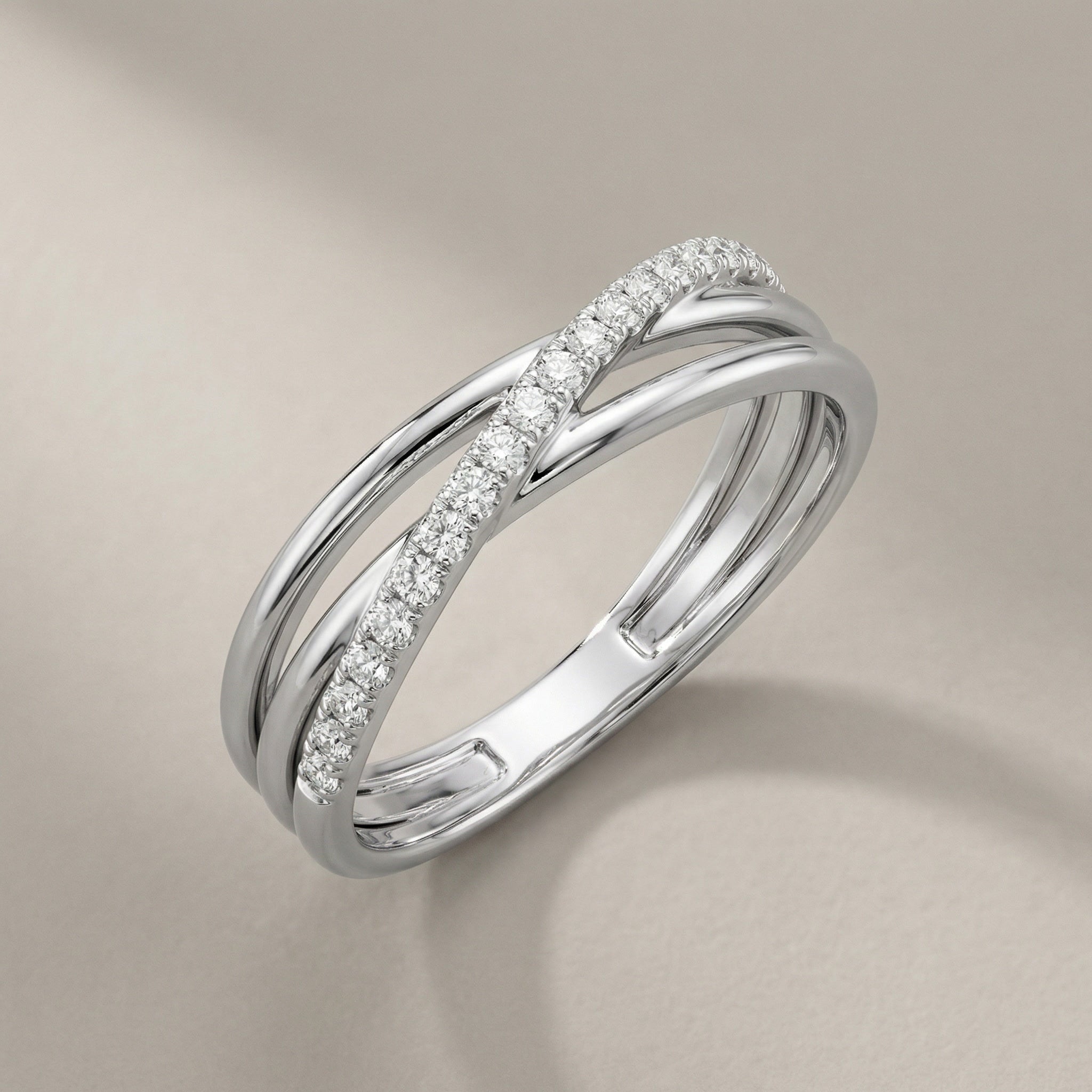 LUMINA ALBA TRIUM RING, PAVÉ
