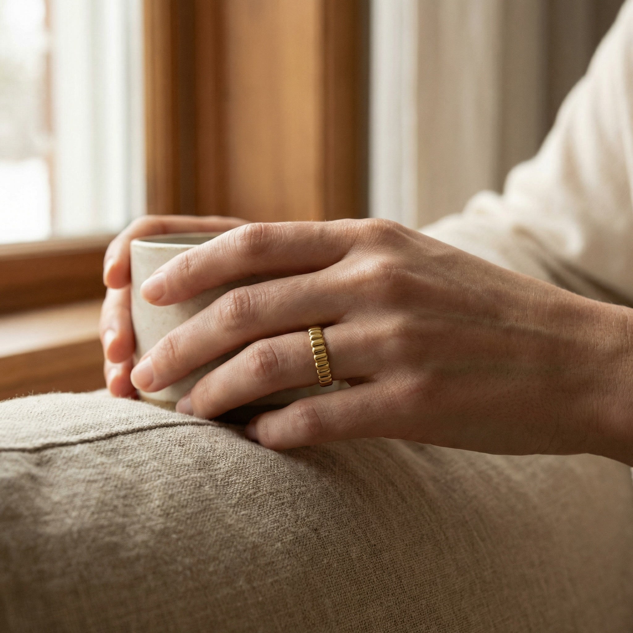 PURUS FLUTED RING, 3MM WIDTH