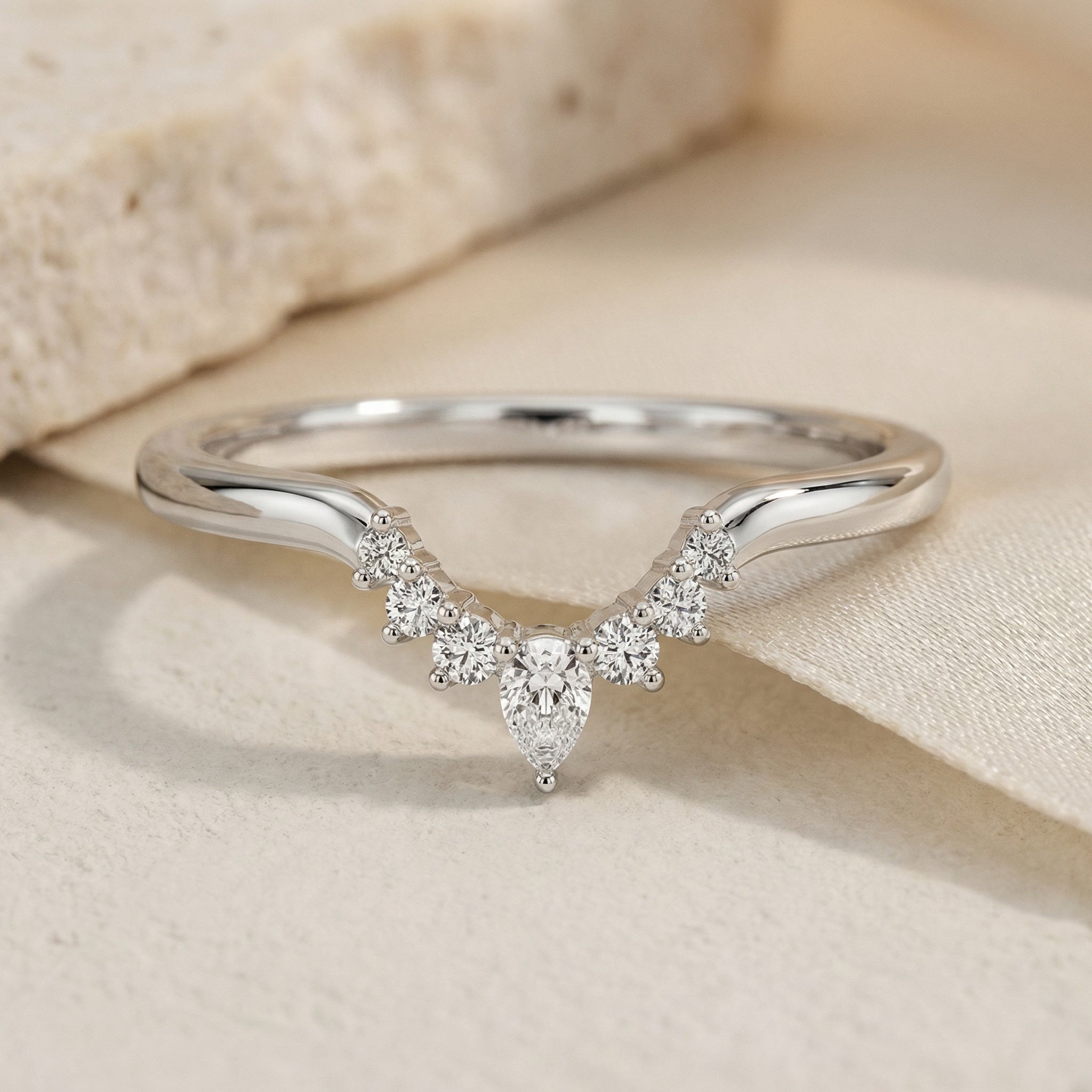 LUMINA ALBA RING, PAVÉ