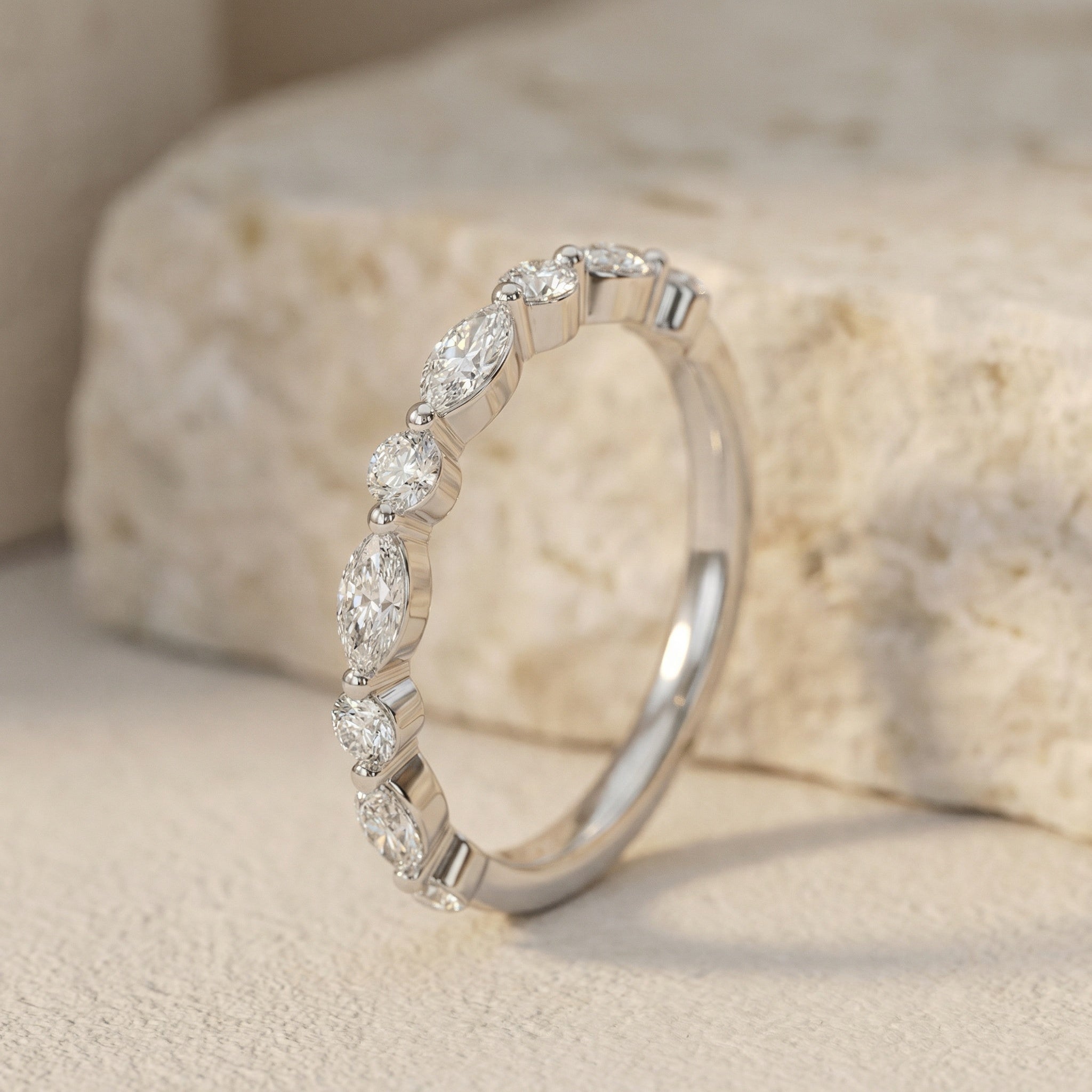 LUMINA ALBA RING, PAVÉ
