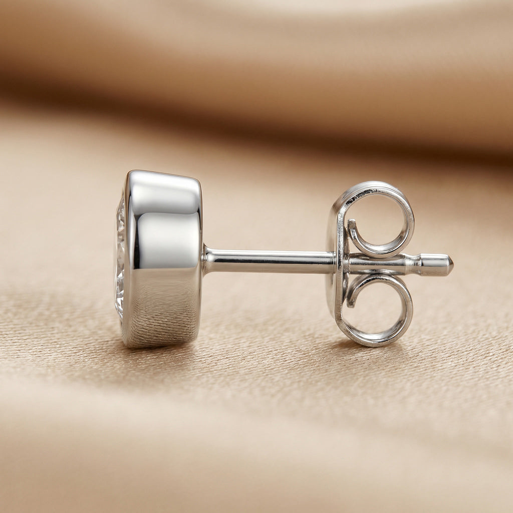 NOVELLA STUD EARRINGS, 2 DIAMONDS