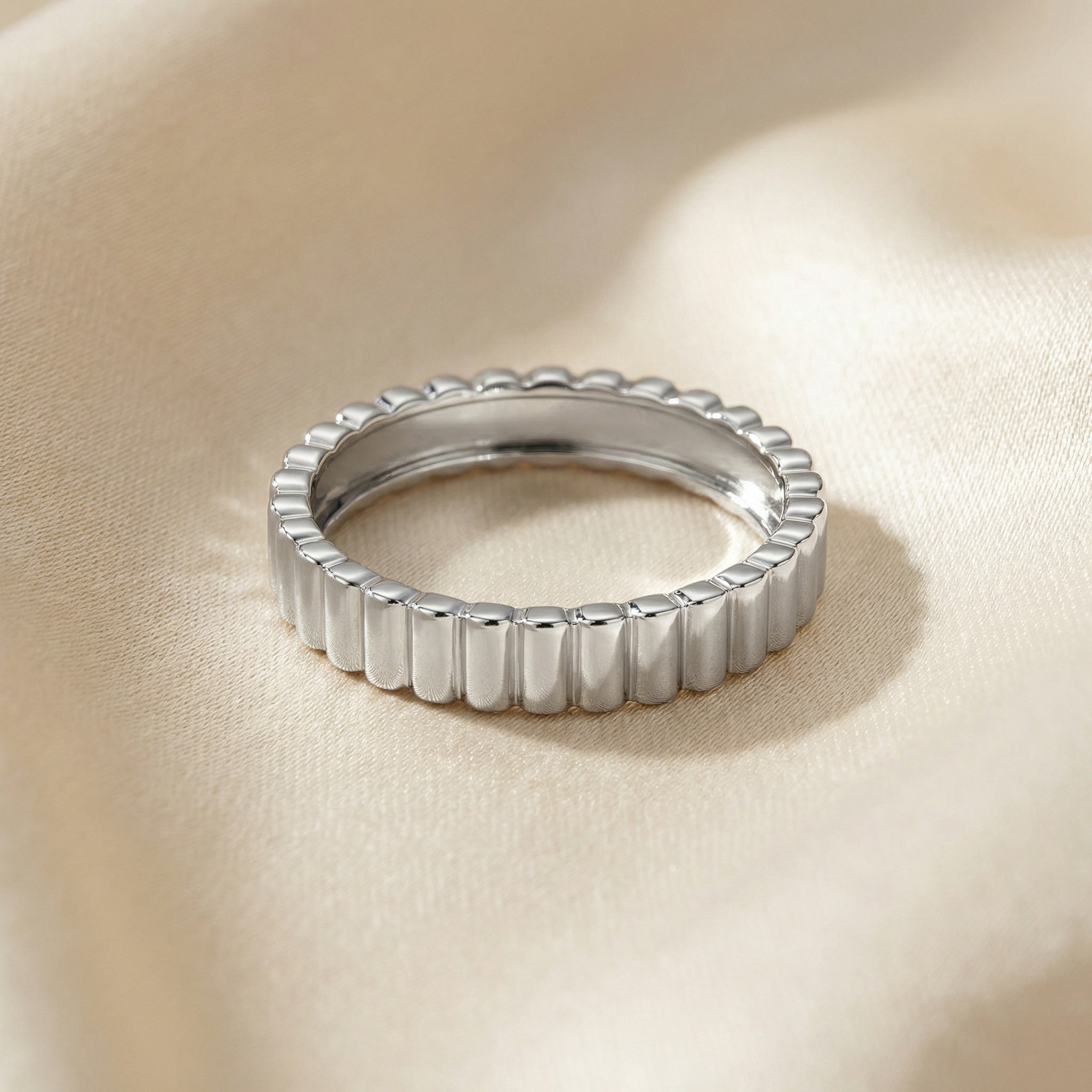 PURUS ALBA FLUTED RING, 3MM WIDTH